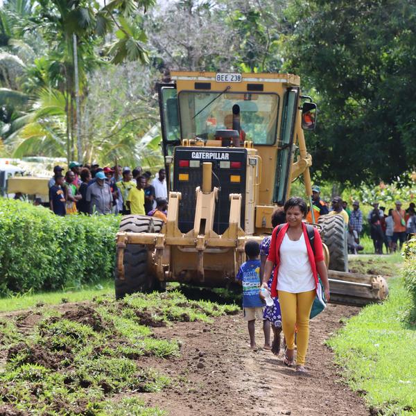 EU-STREIT rehabilitates rural roads to improve market access for 7000 farmers in Papua New Guinea