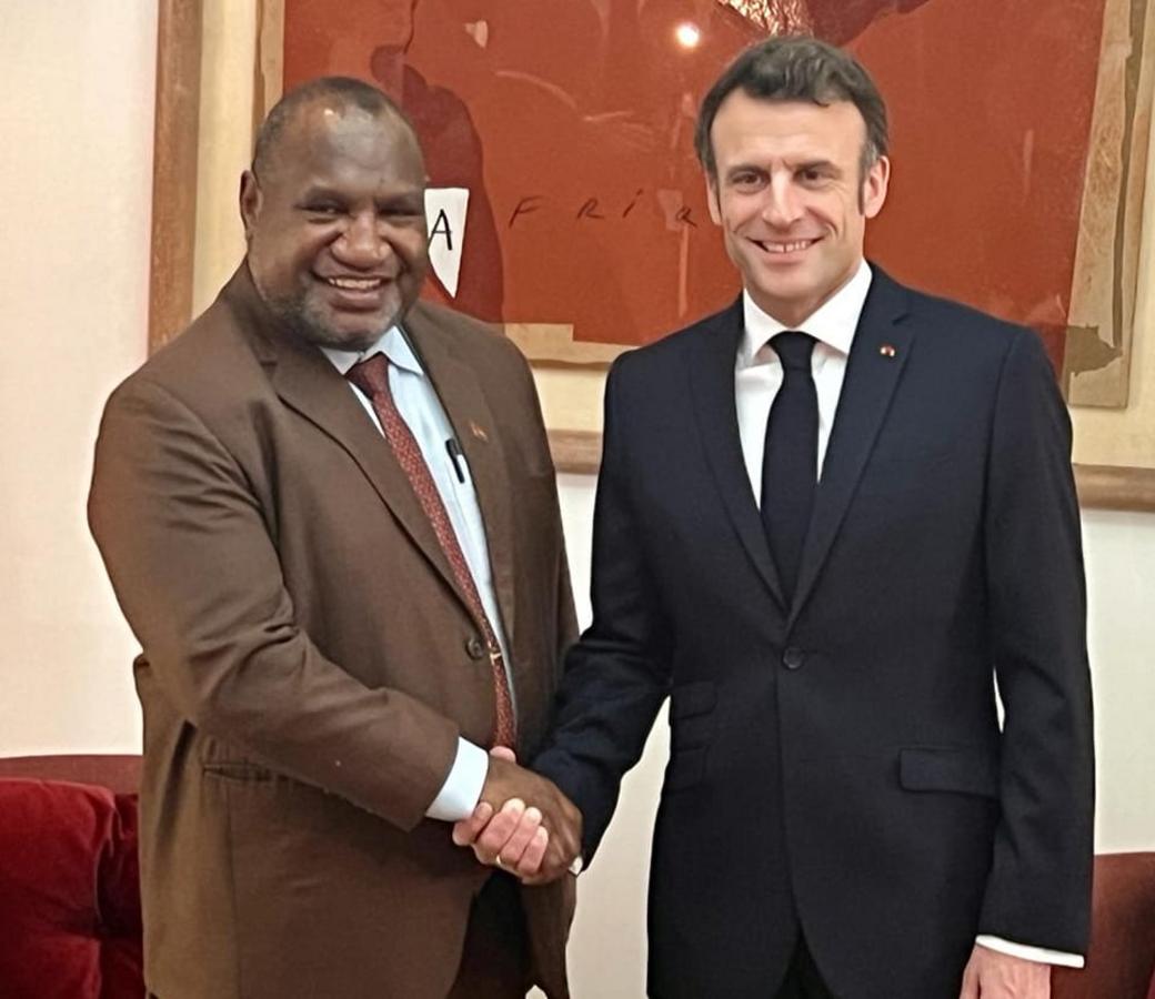 PM MARAPE MEETS WITH FRANCE PRESIDENT EMMANUEL MACRON