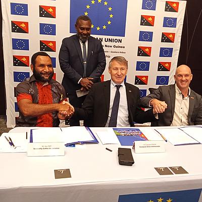 EU Signs 2 Human Rights Grants to Empower PNG Women 