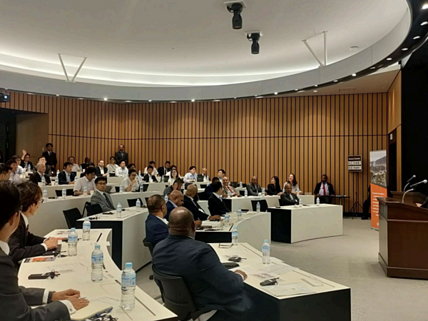 Ok Tedi Hosts Inaugural PNG Mining Seminar in Japan