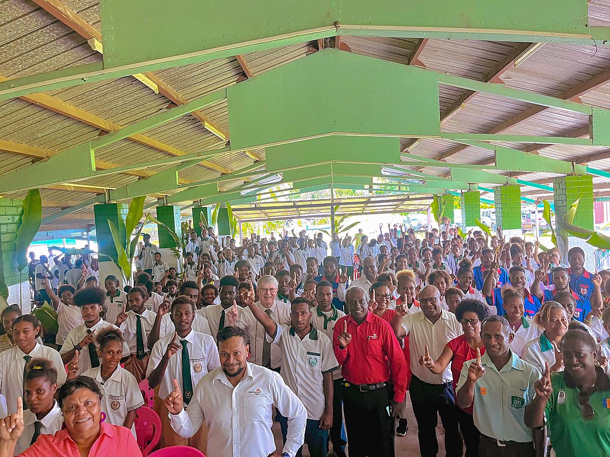 NSL Concludes Regional Engagements with School Visits in Kavieng and Namatanai