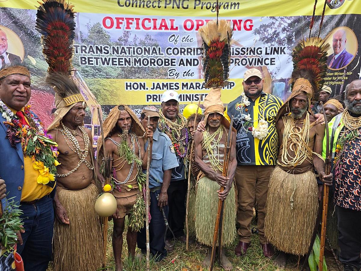 Marape pledges roads, schools and services for Kotidanga