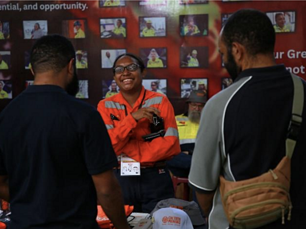 Ok Tedi to Remain Platinum Sponsor of Unitech Career Fair until 2027