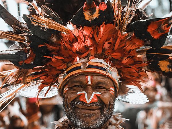 Papua New Guinea at 50: Fifty Years of Sovereignty and Economic Evolution 