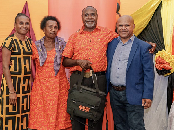 Ok Tedi Recognises 386 Long Service Employees