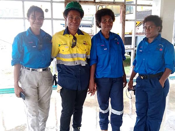 PNG CR Services’ Wok Meri Strong Program Builds Pathways for Women in Construction